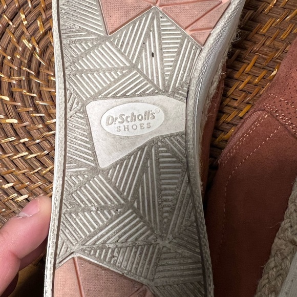 Dr. Scholl’s Women's Rust Color Slip-On Shoes, Size 9 - Picture 3 of 6